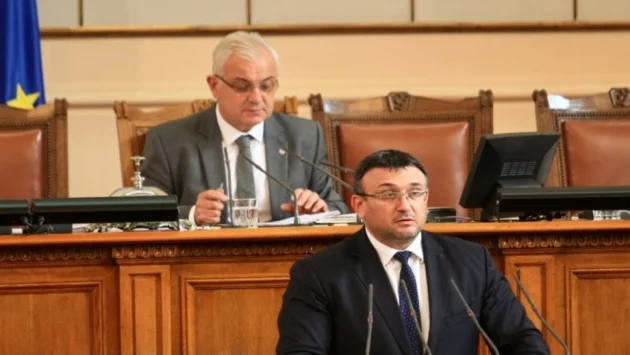 Престъпленията намалели по време на извънредното положение, отчете Маринов
