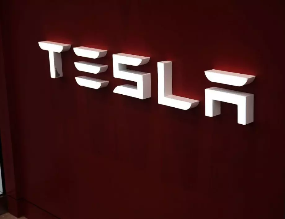 Tesla изпреварва собствения си производствен график в завода в Германия