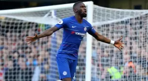 {{ otherArticle[0].article.title }}