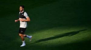 {{ otherArticle[0].article.title }}