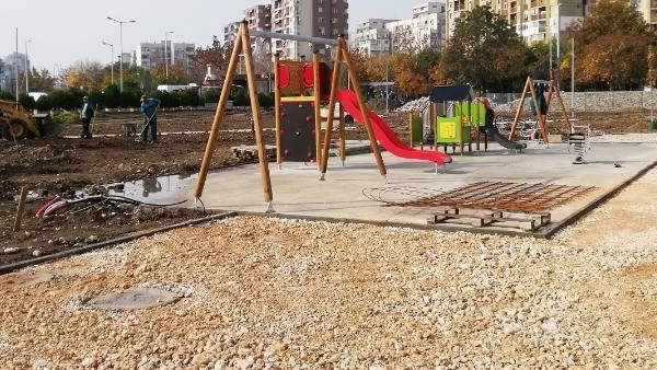 100 дървета красят новия парк в район "Тракия" в Пловдив