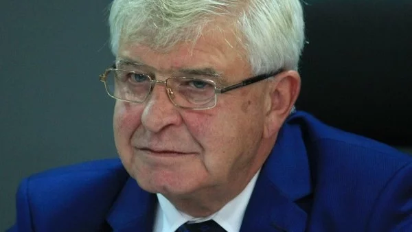 Ананиев: Намалихме дълговете на болниците с 27 %