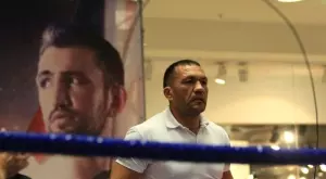 {{ otherArticle[0].article.title }}