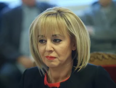 Манолова упрекна Цачева заради реакцията й за условията в килията на Иванчева