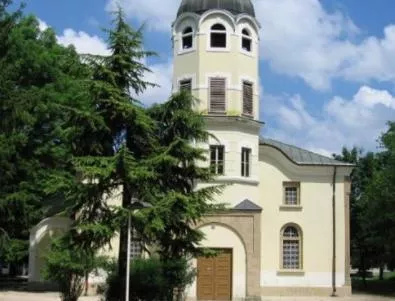Отслужиха молебен за децата с увреждания във Враца