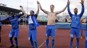 {{ otherArticle[0].article.title }}