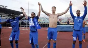 Вярно ли е? Цветкович ли е с най-ниска заплата от защитата в Левски?