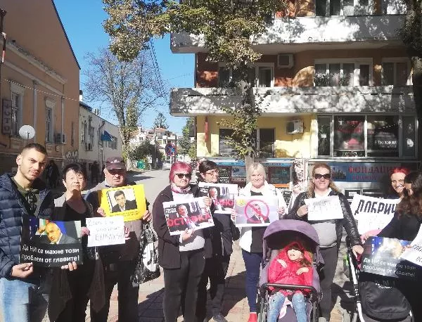 В Добрич обмислят нови форми на протест за оставката на Симеонов