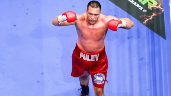 В САЩ полудяха, вижте какъв прякор лепнаха на Кобрата след целувката 