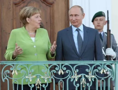 Путин и Меркел се обявиха за деескалация на напрежението в Черно море 