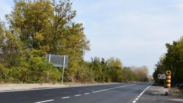 Нов асфалт за една от най-разбитите входни артерии на Пловдив