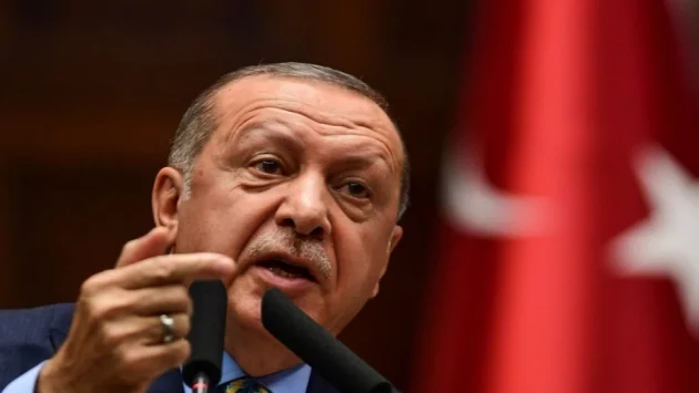 Ердоган обеща още мигранти през границите за Европа 