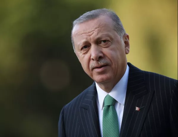 Ердоган национализира "по Божията воля" най-голямата банка в Турция 