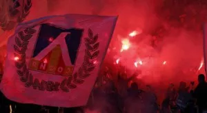 {{ otherArticle[0].article.title }}