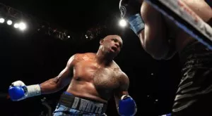  Уайт опита да сплаши Чисора, който нарече Джоуша "морков"