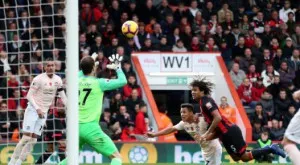 Гол в добавеното време спаси Юнайтед срещу Борнемут