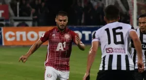 {{ otherArticle[0].article.title }}