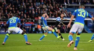 {{ otherArticle[0].article.title }}