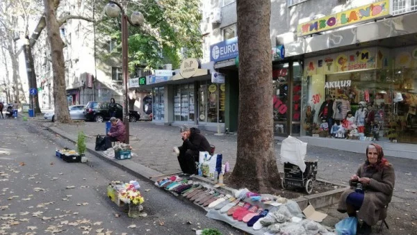 Пазарът в Бургас, където печалбата е на второ място