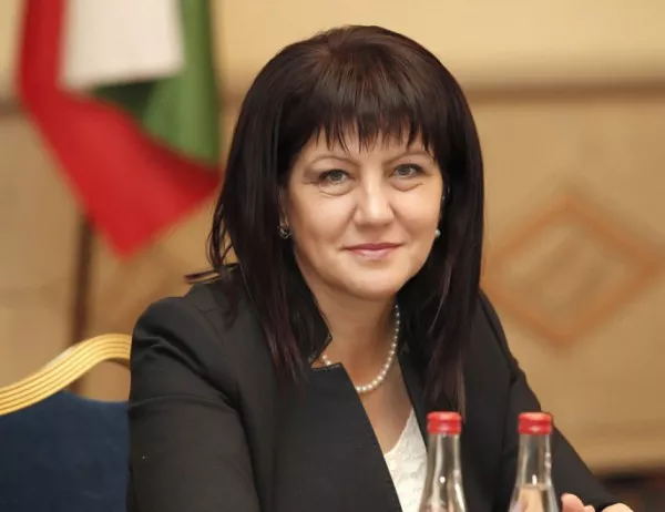 Цвета Караянчева: БСП предлага псевдовизия за България