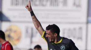 {{ otherArticle[0].article.title }}