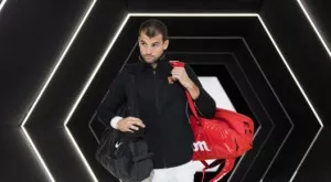 {{ otherArticle[0].article.title }}