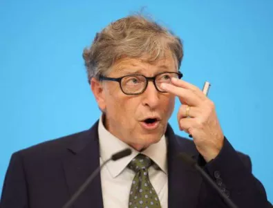 Бил Гейтс изглежда е имал отношения с обвинен в педофилия мъртъв милиардер