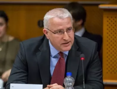 Светослав Малинов: Говорещите на едро политици трябва да отстъпят място на експертите