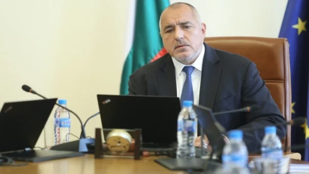 Борисов поиска ускорено решение на проблема с водата в Перник