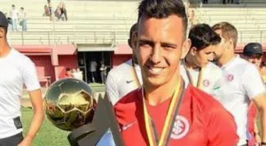 {{ otherArticle[0].article.title }}