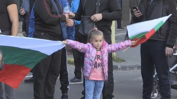 И днес продължават протестните действия във Варна