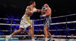 ВИДЕО: Усик нокаутира Белю и го отказа от бокса