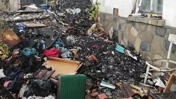 Къща е била опожарена в Момчиловци до изгорялата преди година