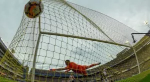 Треснаха жестока глоба на Ривър Плейт заради ексцесиите