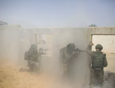 Израел разполага допълнителна артилерия по границата с Ивицата Газа