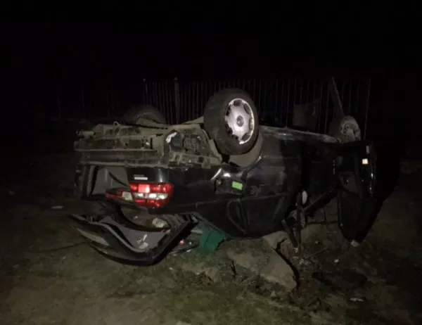 Поредна катастрофа заради коне на пътя в Казанлъшко, пострада бременна