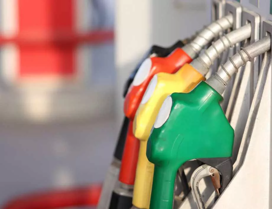Стачка затвори бензиностанциите в Ливан 