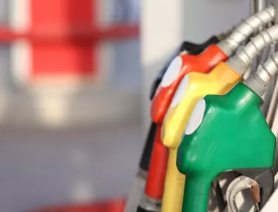 Малките бензиностанции продават горивата по-евтино от големите, твърдят от бранша
