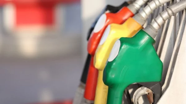 Цените на горивата скочиха с 4-5 стотинки за литър само за седмица
