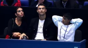 {{ otherArticle[0].article.title }}