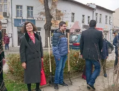 Засадиха първата Градина на толерантността в Пловдив