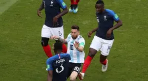 Стана ясно какво са си говорили Меси и Погба на срещата в Дубай