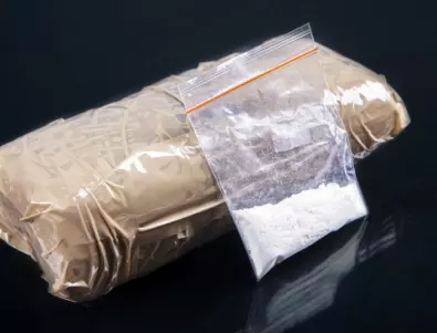 Колумбия задържа стотици килограми кокаин