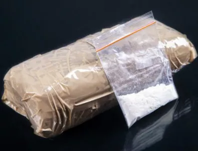 Японец пробва да пренесе 246 пакета кокаин в стомаха си, но почина