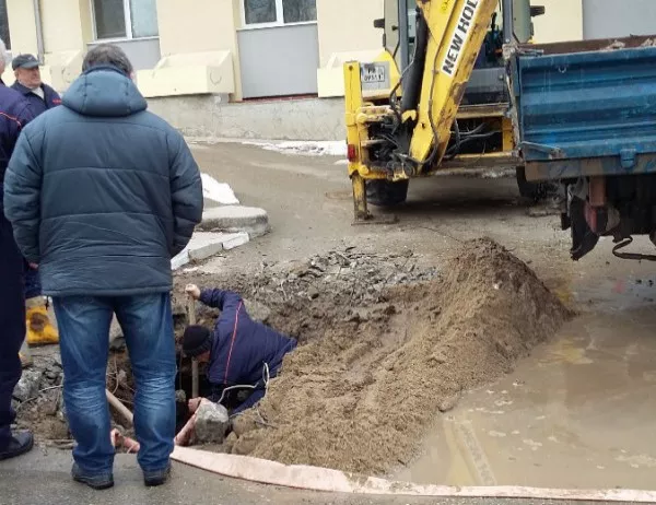 Спират водата в квартали в Пловдив заради аварии