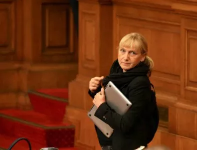 Йончева с обяснение за парите от КТБ, депутат заподозря атака на ГЕРБ заради евроизборите