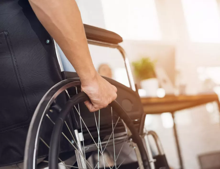 Хората с увреждания искат да се спре с популизма срещу Закона за социалните услугите 