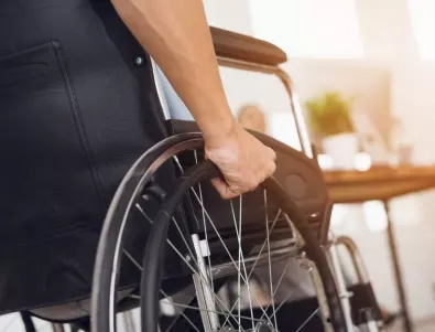 Омбудсманът: Информирайте хората с увреждания как ще си набавят медицински изделия от януари