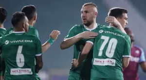 {{ otherArticle[0].article.title }}