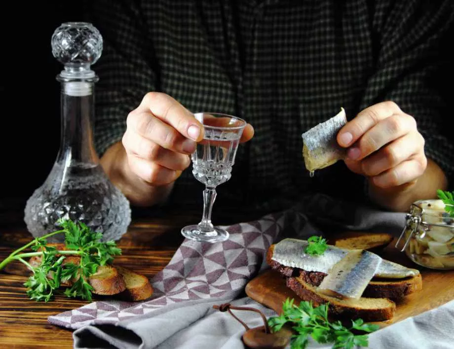 Руснаците намаляват пиенето на алкохол 